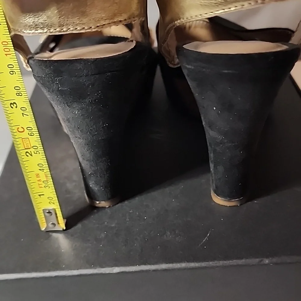 Elegant Black and Gold Women's Wedge Sandals
